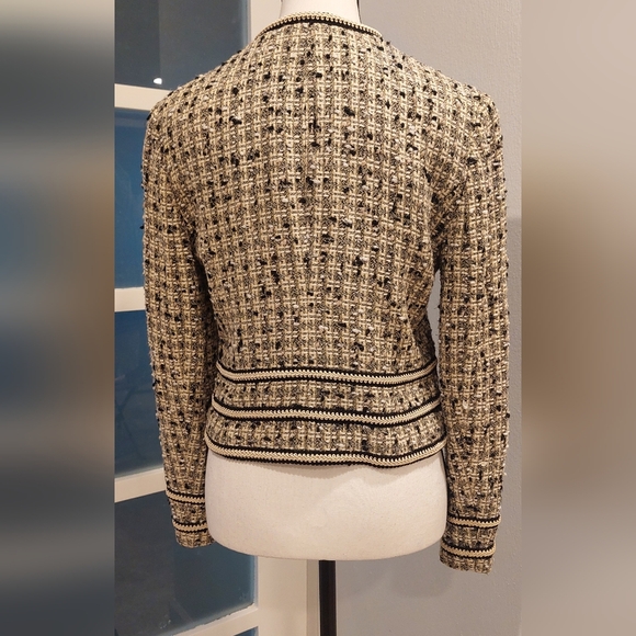 Jones New York Elegant Black and Cream Blazer - Picture 6 of 9